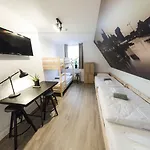 Gdansk Hostel بيت شباب *